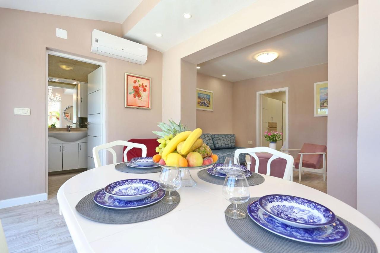 Hacienda Mia With Yacuzzi And Free Parking Zadar Exterior foto