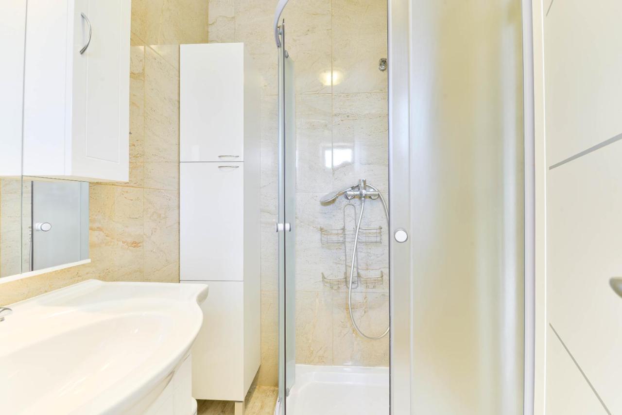 Hacienda Mia With Yacuzzi And Free Parking Zadar Exterior foto
