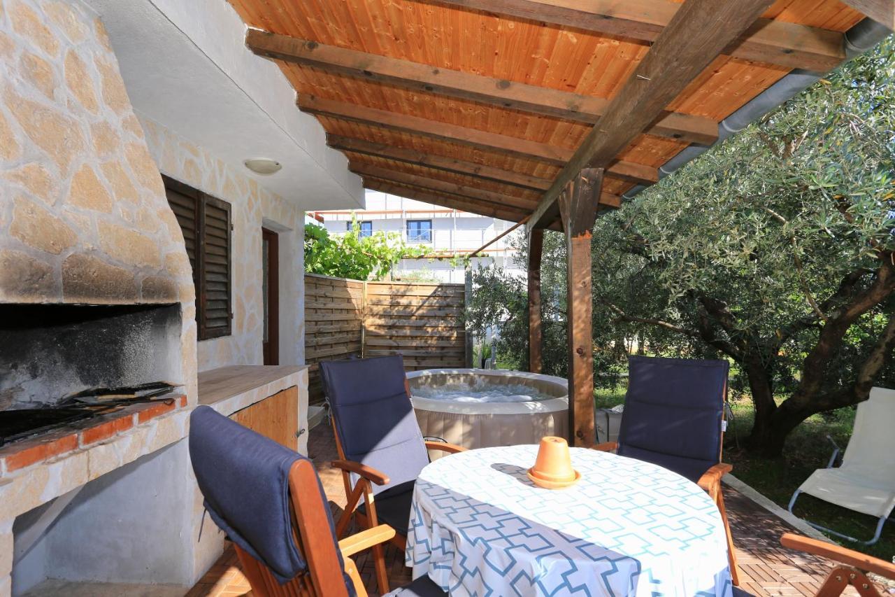 Hacienda Mia With Yacuzzi And Free Parking Zadar Exterior foto